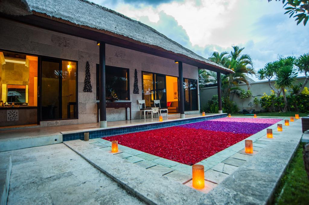 Hillstone Uluwatu Villa Унгасан Экстерьер фото