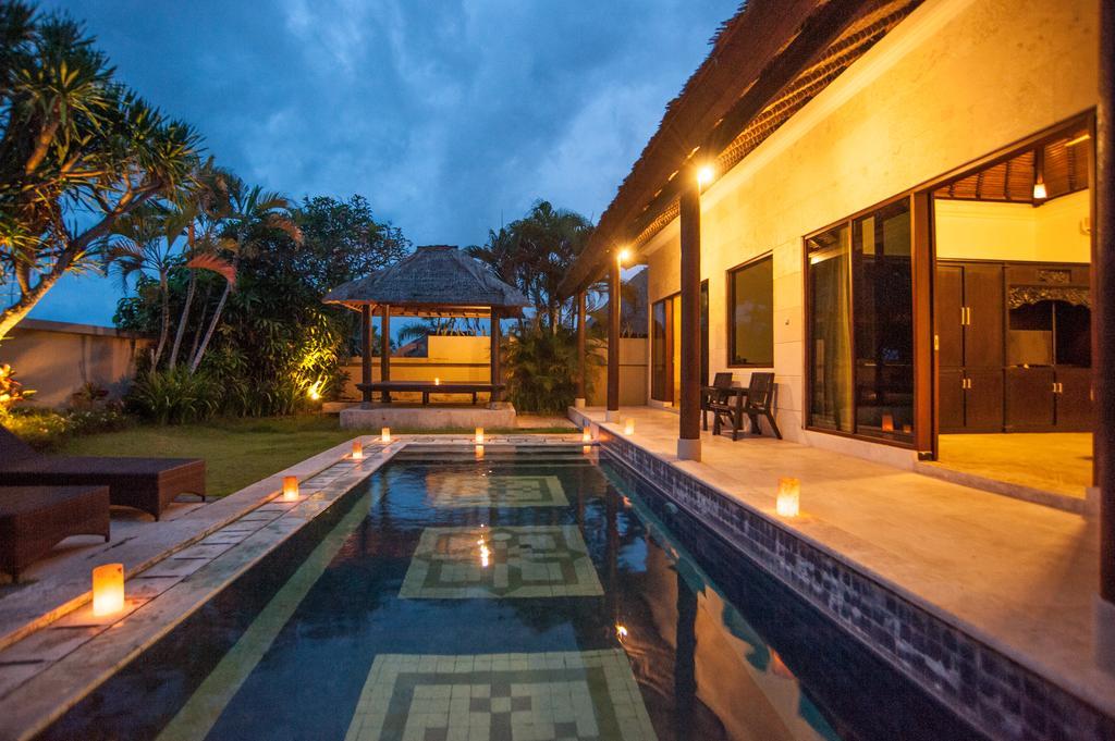Hillstone Uluwatu Villa Унгасан Экстерьер фото