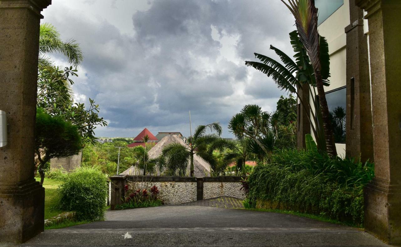 Hillstone Uluwatu Villa Унгасан Экстерьер фото